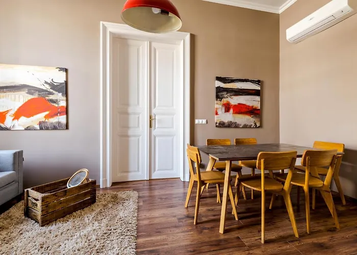 Venus Apartments - Italian Stylish